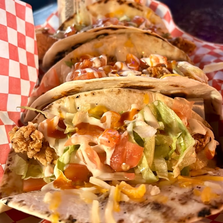 Delicious Chicken Tacos: A Crowd Favorite